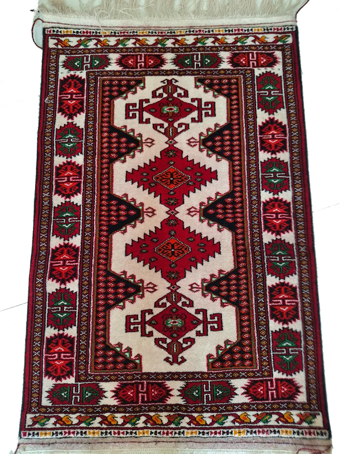 قیمت فرش ترکمن  دستباف طرح قیچلی طوینق