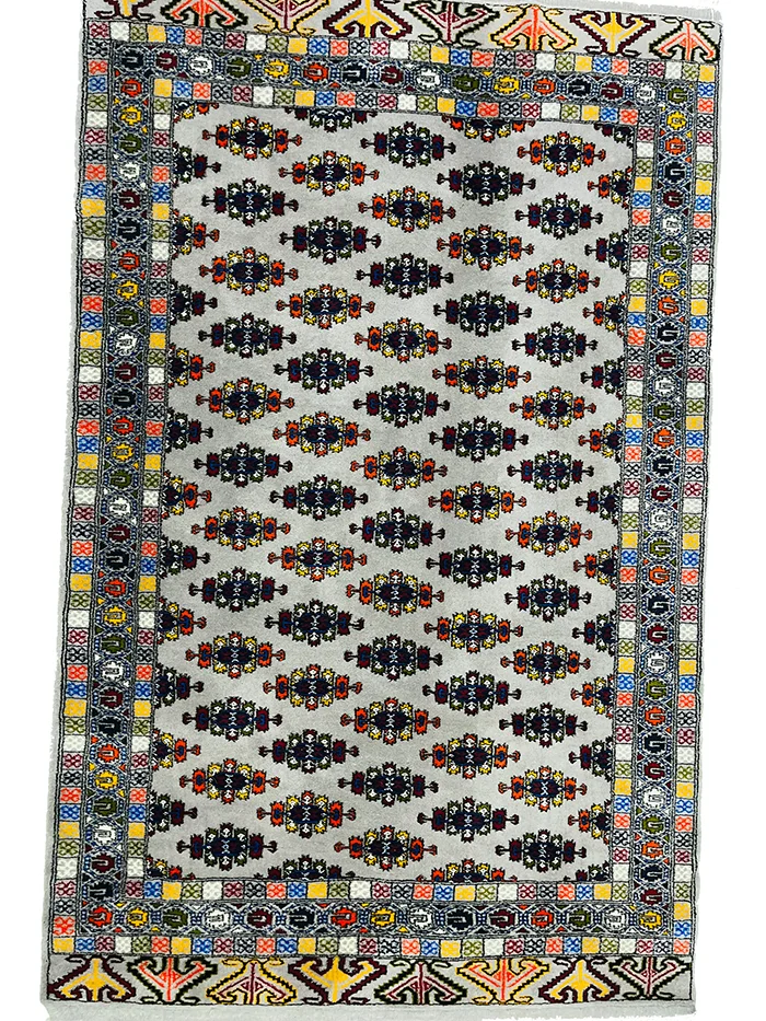 فرش ترکمن طرح قفسه گل